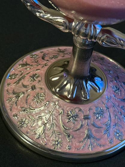 Enamel and metal quarter hourglass