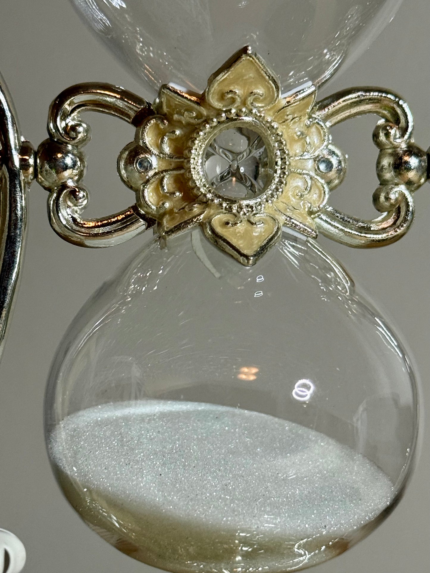 Enamel and metal quarter- hourglass