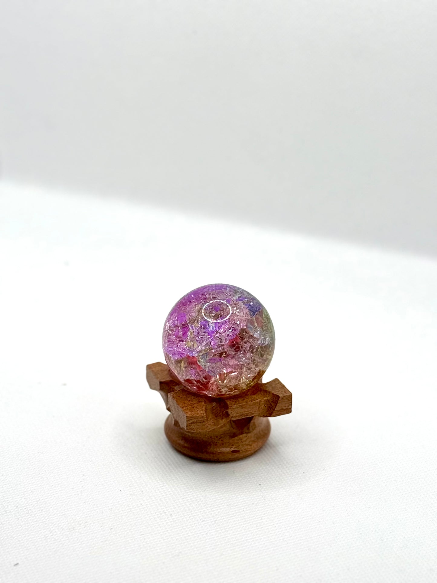 Cracked look Crystal ball